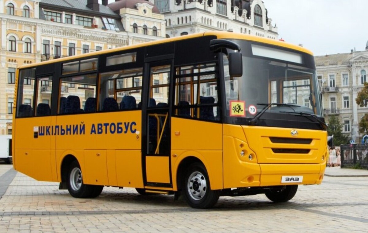Київщина отримала нові шкільні автобуси для дітей - деталі