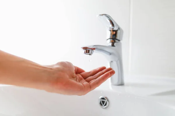 Заплановане відключення води в Старих Петрівцях: причини