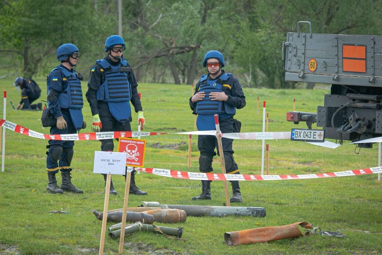 Сьогодні у Старих Петрівцях звучатимуть вибухи - пояснення原因