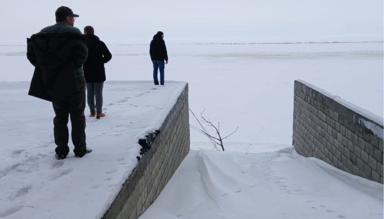 Екологи виявили порушення на березі Київського водосховища