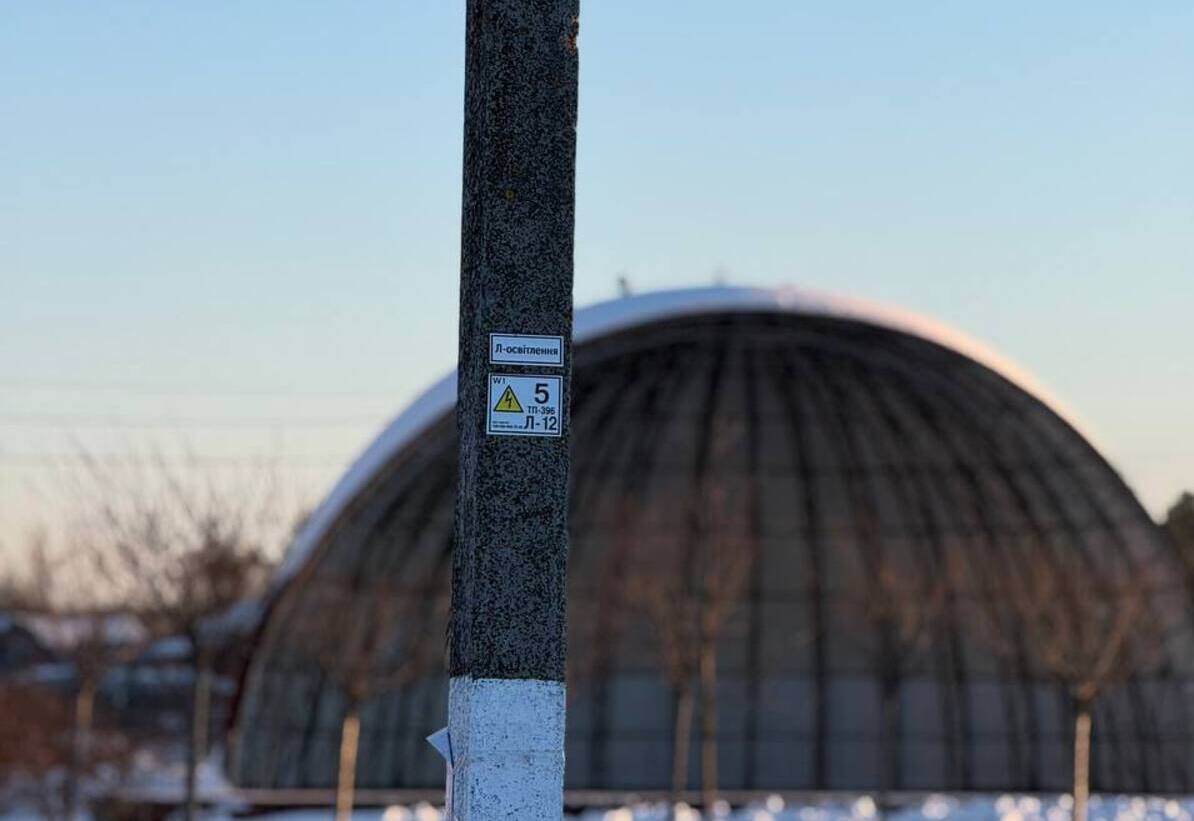 В Петрівській громаді розмістили інформаційні наліпки - з якою метою