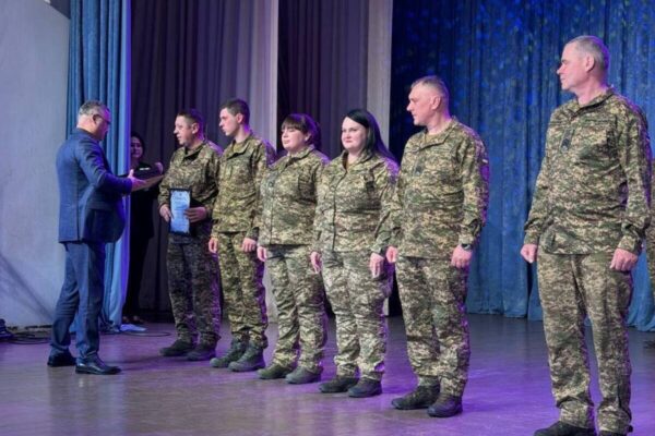 Нацгвардійці отримали вдячність від громади Петрівки