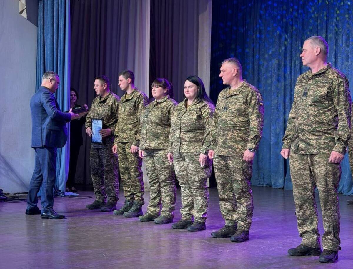 Нацгвардійці отримали вдячність від громади Петрівки
