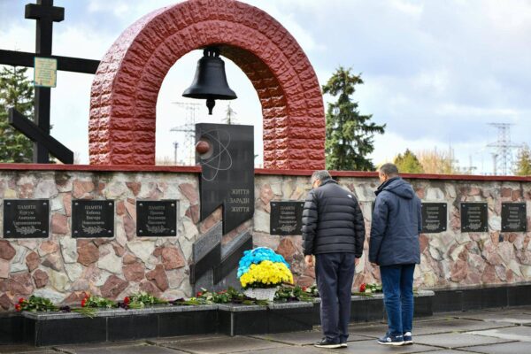 Дипломатична делегація з 15 країн відвідала зону Чорнобиля
